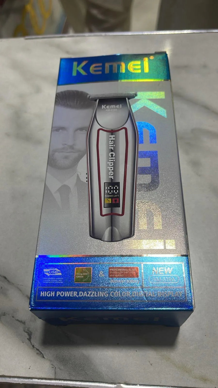 Easy-To-Clean Design Men's Hair Trimmer